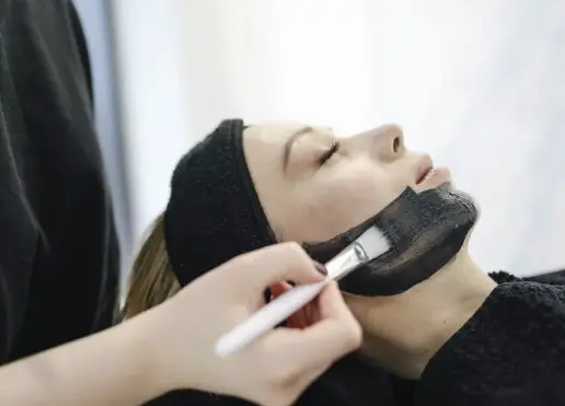 Tratamiento Facial Hollywood Peel Vilanova i la Geltrú, en Luxury Beauty Estética